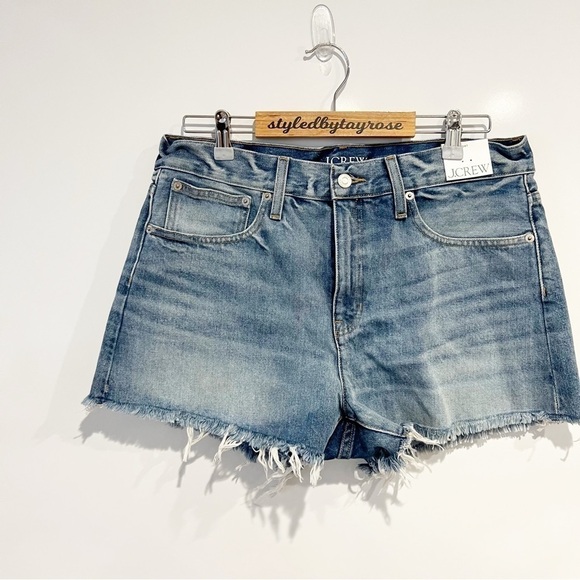 NWT J. Crew Relaxed denim short in Baxter Street wash - Picture 4 of 9